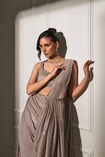 Load image into Gallery viewer, Shaina Pre-Stitched Saree