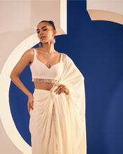 Load image into Gallery viewer, Suhana Pre-Stitched Saree