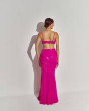 Load image into Gallery viewer, Poo Pre-Sitched Blouse and Skirt