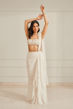 Load image into Gallery viewer, Amaani Pre-Stitched Saree
