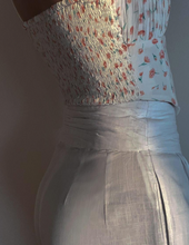 Load image into Gallery viewer, Iris Top (With Sleeves)
